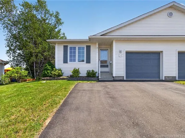 113 Domethilde Cres, Dieppe, NB E1A 8R4