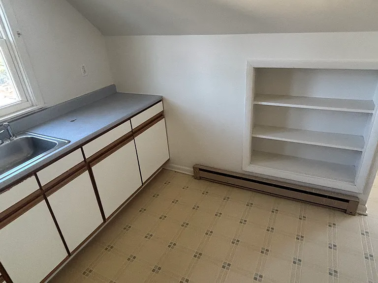 5107 N Catherine St #6 — Photo 12