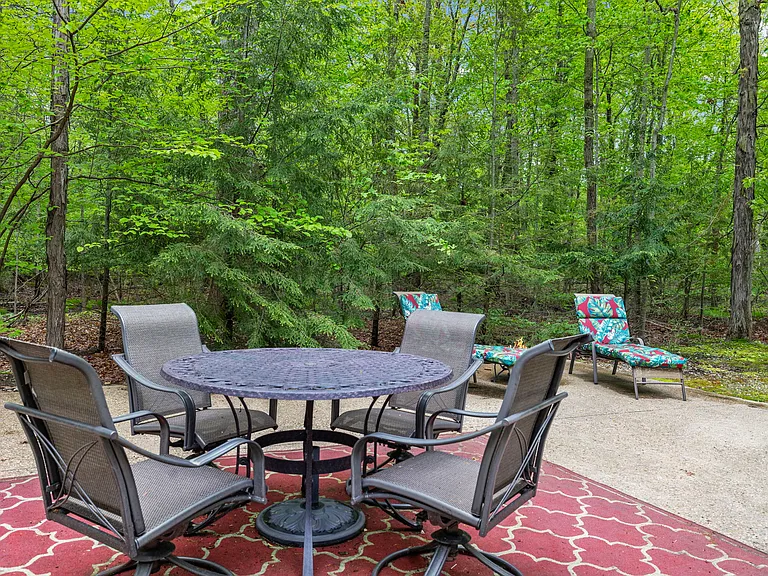 13217 Three Oaks Rd — Photo 43