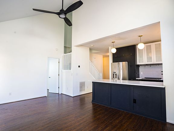 Kitchen & Living