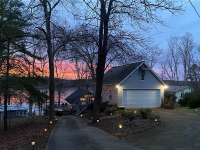 307 Lakeview Dr, Townville, SC, 29689