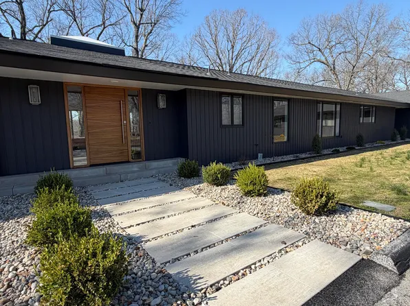 7353 E Farm Road 148, Rogersville, MO 65742