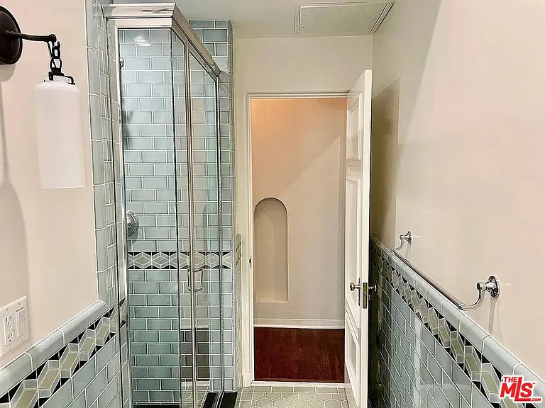 1330 N Harper Ave #280 — Photo 17