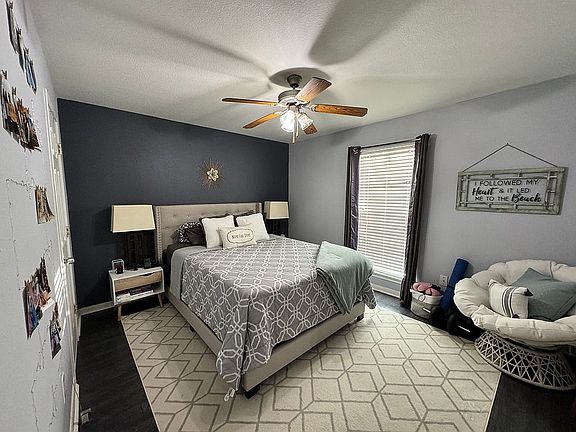4th image of 215 Post Office St APT 1004