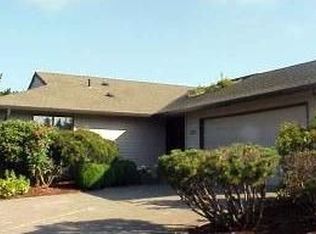 15975 SW Century Oak Cir, Tigard, OR 97224