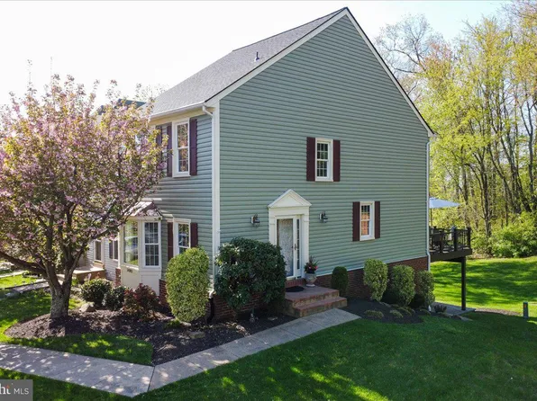 14083 Betsy Ross Ln, Centreville, VA 20121