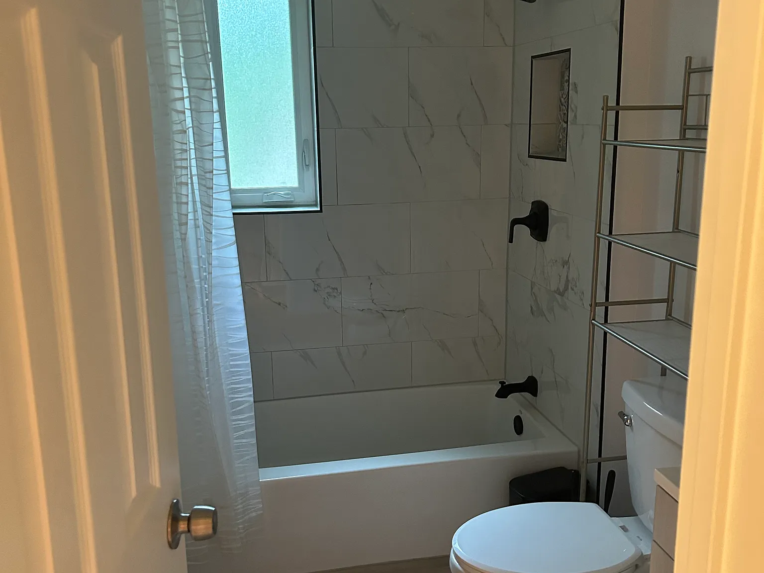 2 bed, 2172 sqft, $1,475 — Photo 4