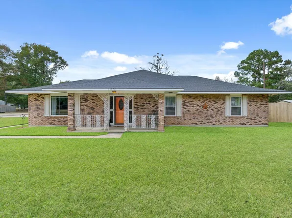 34973 Oak Place Dr, Denham Springs, LA 70706