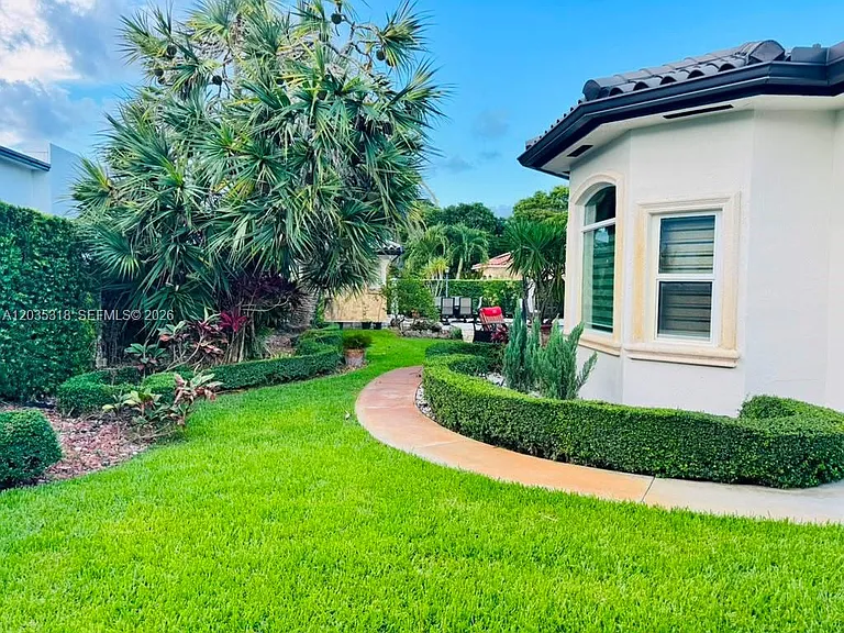 3440 SW 132nd Ct — Photo 50