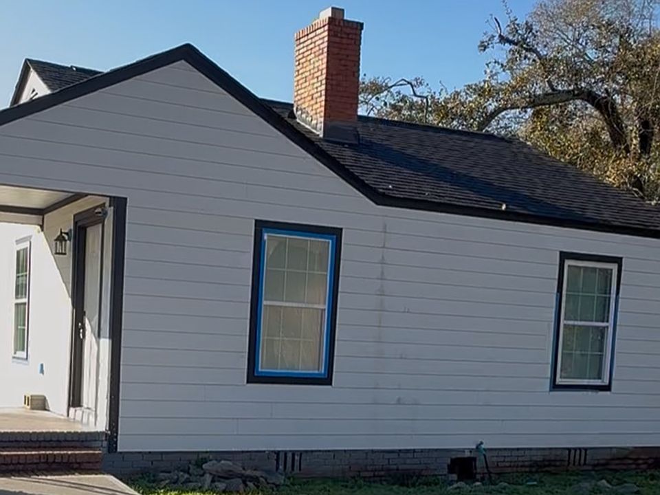 1st image of 2126 Roosevelt Dr