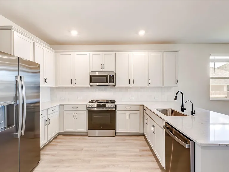 133 Silverleaf Spur — Photo 12