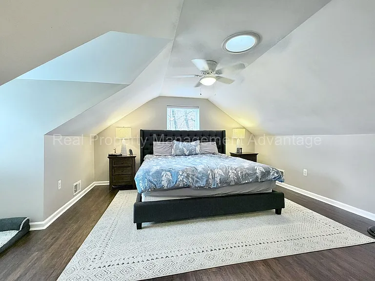 2705 Inman St — Photo 21