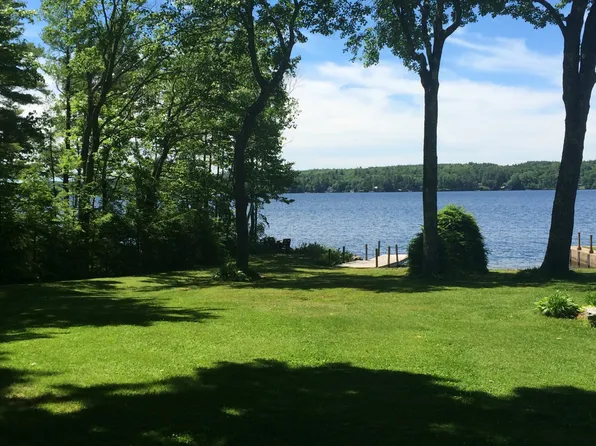 37 Indian Head Rd, Naples, ME 04055