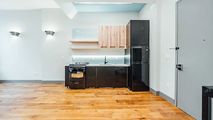 Rented by Nooklyn NYC LLC | media 16