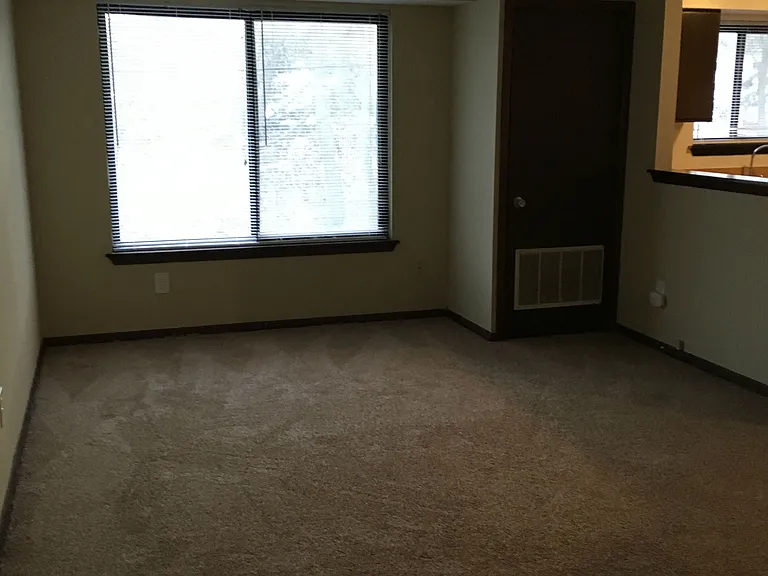 Hallwood Manor Apartments — Photo 46