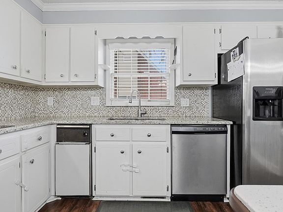 12th image of this home
