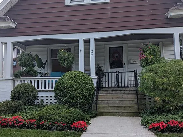 27 Gibson St, North East, PA 16428