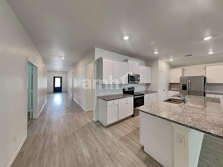2705 Iberia Ct — Photo 3