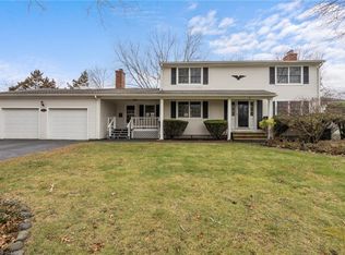 35 Priscilla Dr, Barrington, RI 02806