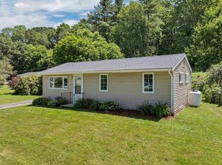 9 Cedarbrook Dr, Dover, NH 03820