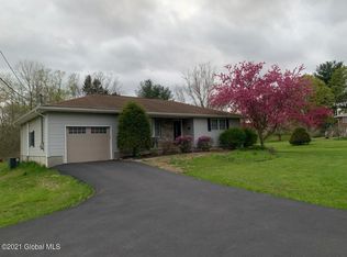 66 Fonda Rd, Waterford, NY 12188