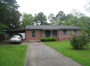 358 Dogwood Dr NE, Pelham, GA 31779