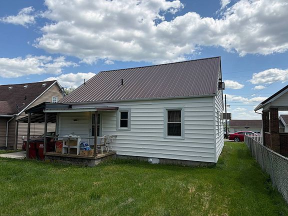 5th image of 1533 2nd St