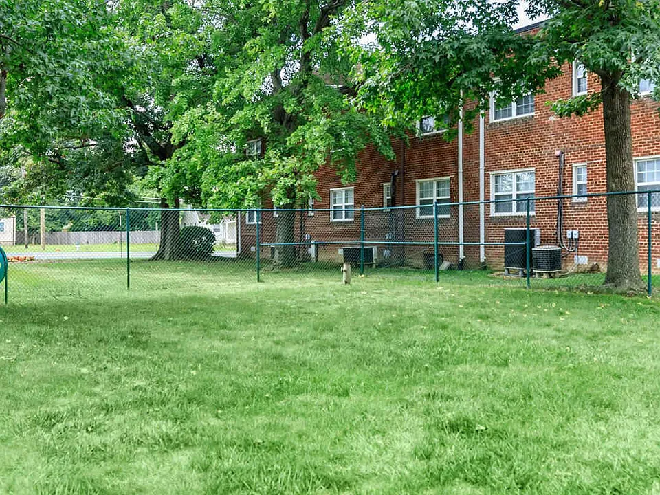 Parkland Village