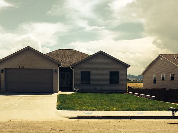 3rd image of 2019 Adobe Ave