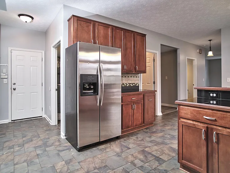 11080 McDowell Dr — Photo 19