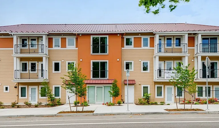 Spring Villa Apartments — Photo 1