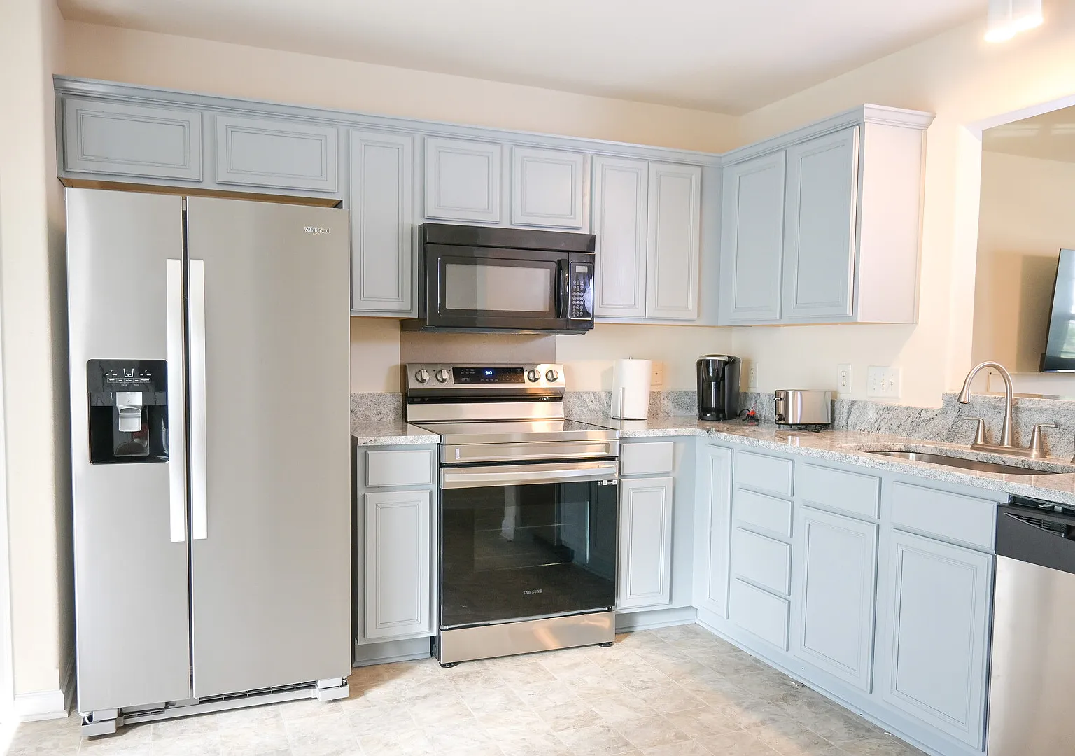 Exquisite 3 Bedroom house — Photo 3