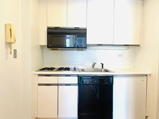 Rented by Oxford Property Group | media 28