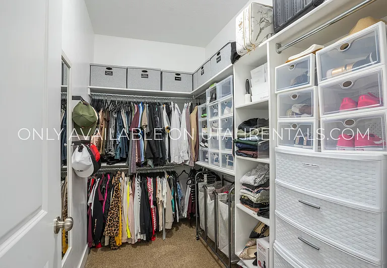 1777 W Yarrow Dr — Photo 18