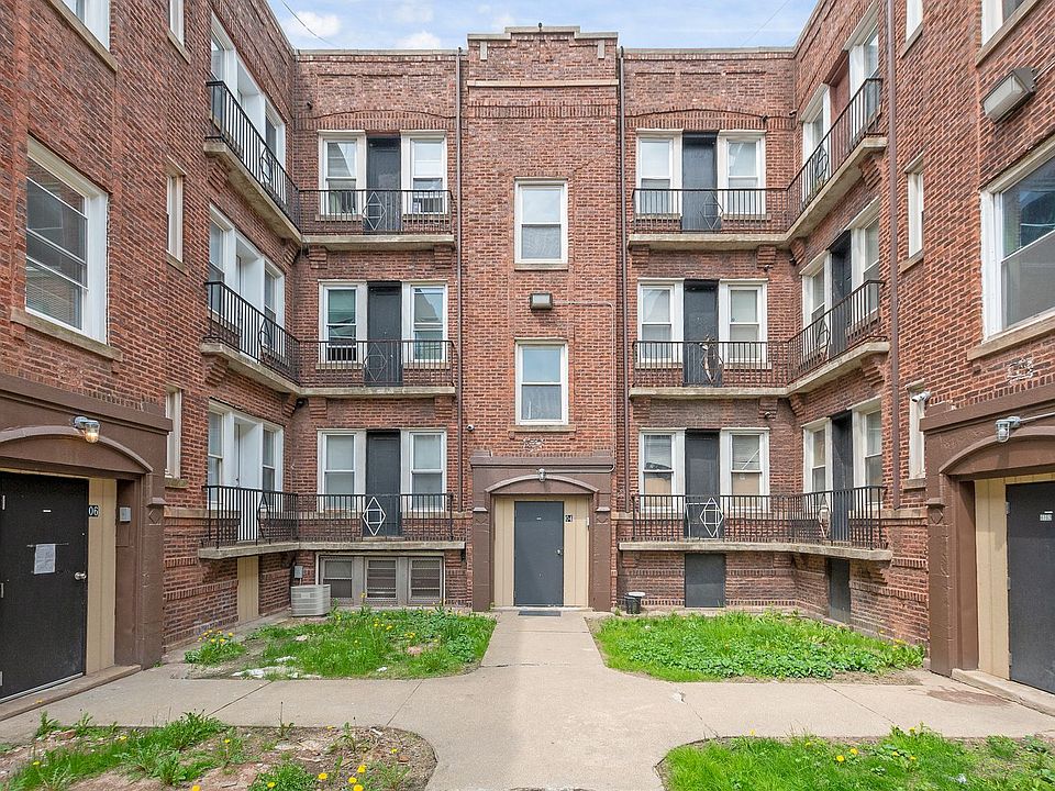 1st image of 6100-6108 S Eberhart Ave #6104-3N