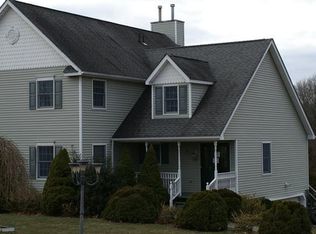 46 St Andrews Rd, Walden, NY 12586