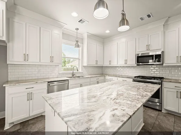 35950 Cane Market Rd, Denham Springs, LA 70706