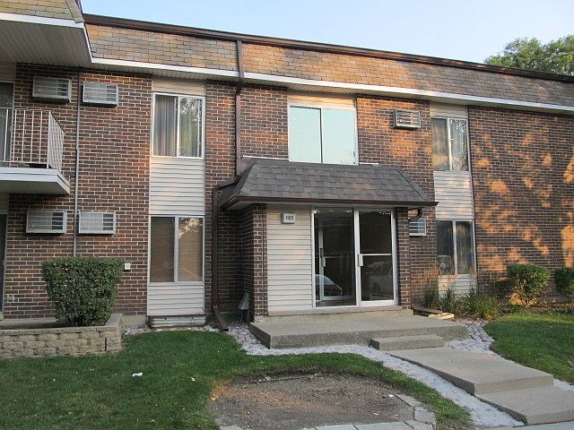 1st image of 1105 Miller Ln APT 208