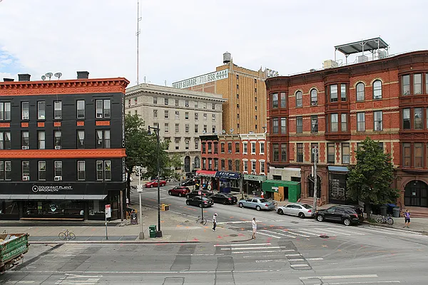 Rented by Chris Stewart, LREB | media 9