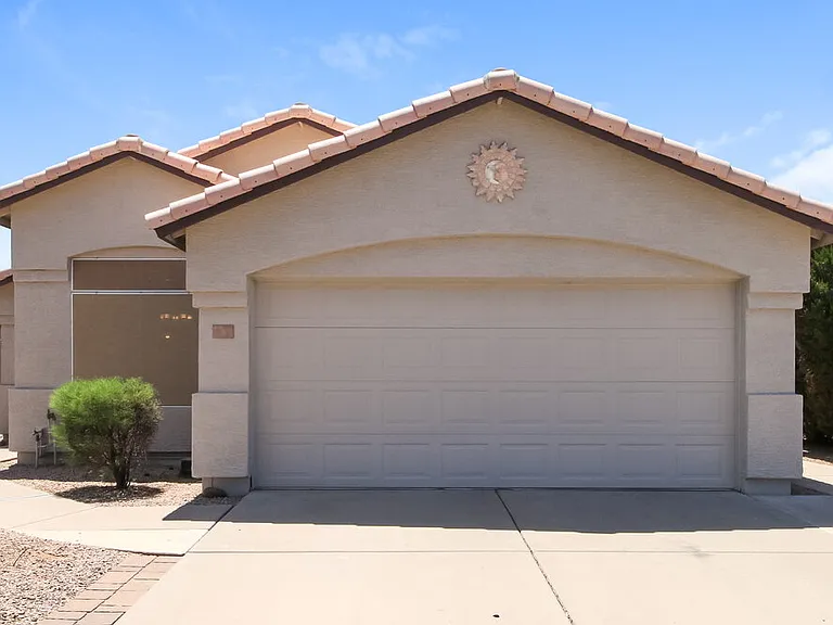 2533 E Camino St — Photo 1