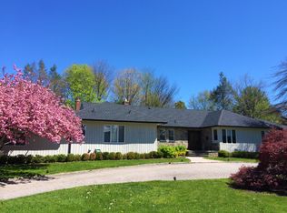50 Winding Wood Rd N, Pt Chester, NY 10573