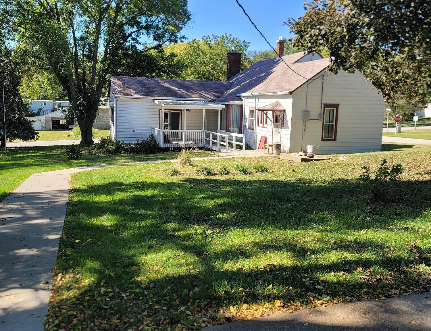 514 Main St, Tabor, IA 51653 Zillow