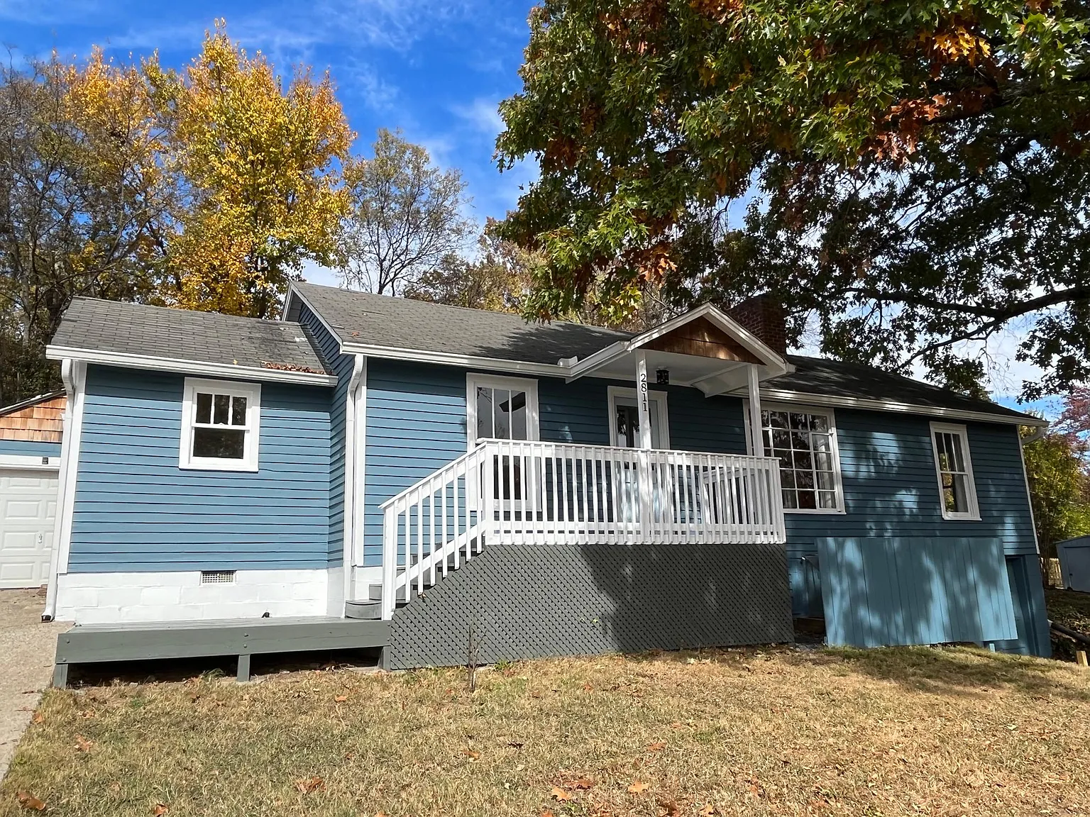 2811 Carson Ave — Photo 1