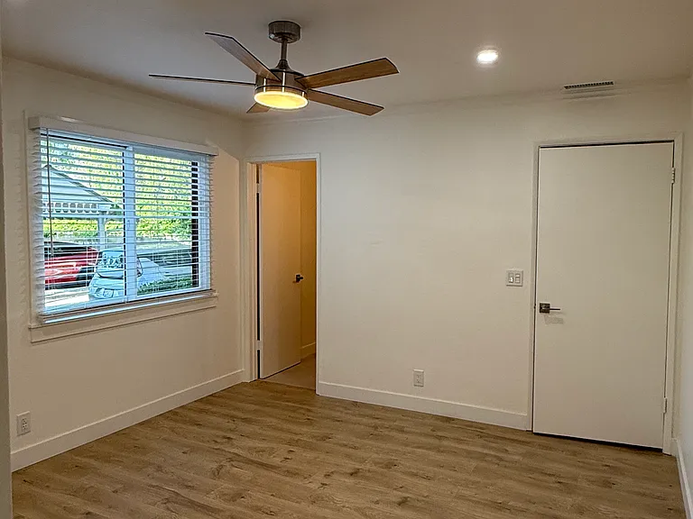 521 W Montecito St #1 — Photo 7