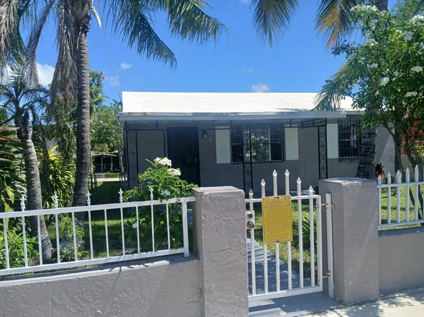 1376 NW 60th St