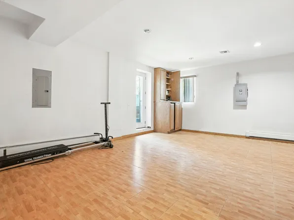 77-16 Kew Forest Lane image 34 of 41