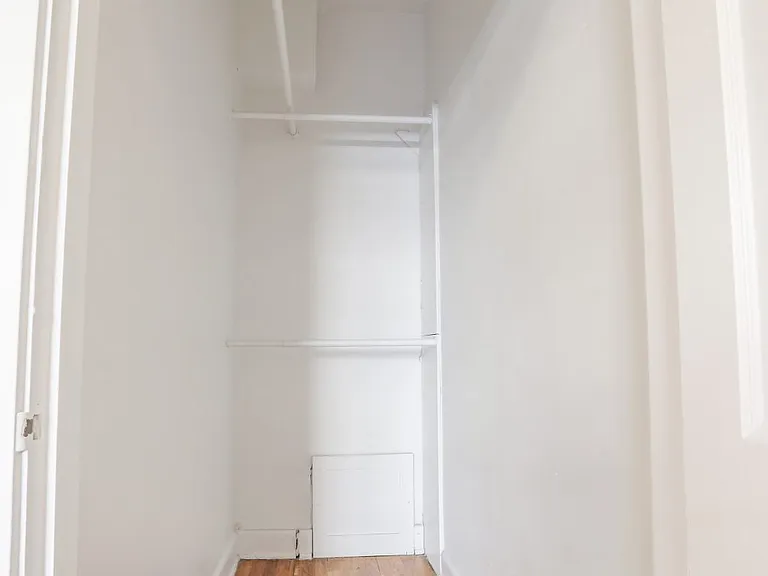 961 N Marion St #4 — Photo 9
