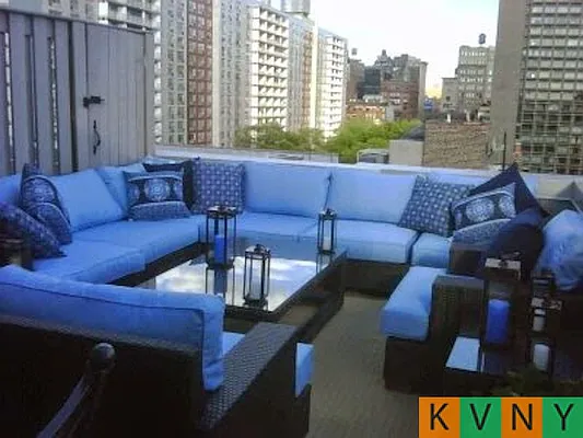 Rented by KVNY Soho | media 13