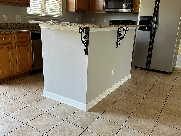 1067 Anchorage Rd — Photo 3