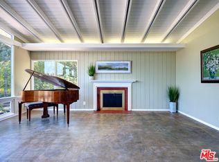7600 Truxton Ave, Los Angeles, CA 90045